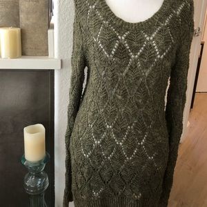 Light weight olive green sweater